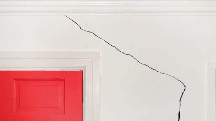 Diagonal Cracks diagnosed by HydroHelp911