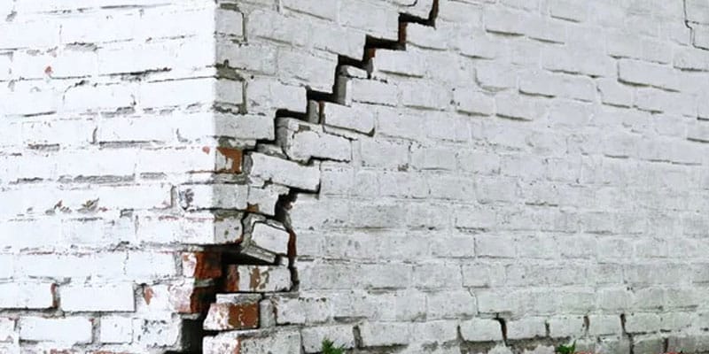 Foundation settlement diagnosed by HydroHelp911